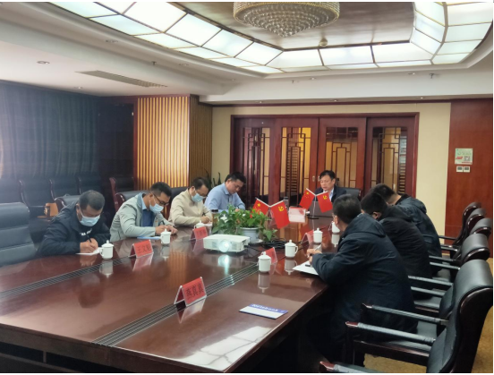 兗州中材黨委委員、副總經理顏景祥到河南片區黨支部講授專題黨課